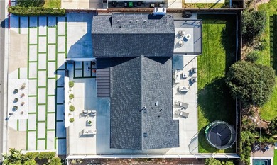 One of Newport Beach's best values, this TURNKEY home is FULLY - photo 2