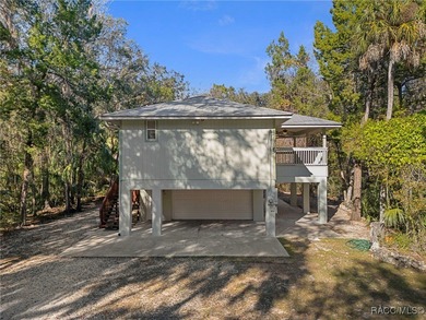 Homosassa River Home Sale Pending in Homosassa Florida