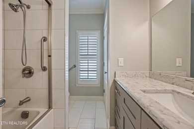 HIGHLY MOTIVATED SELLER! Move-in ready and meticulously - photo 12