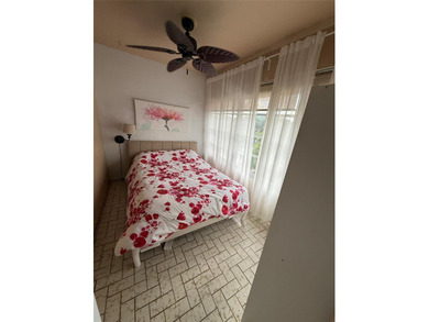 PRICE TO SELL Move-in ready, super clean all furnish, turnkey - photo 12