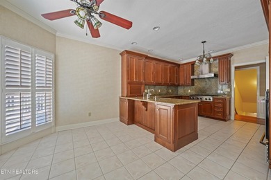 HIGHLY MOTIVATED SELLER! Move-in ready and meticulously - photo 19