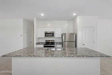 Beautiful NEW Home in PRIME San Tan Valley location, close - photo 10