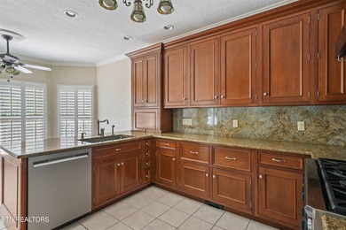 HIGHLY MOTIVATED SELLER! Move-in ready and meticulously - photo 20