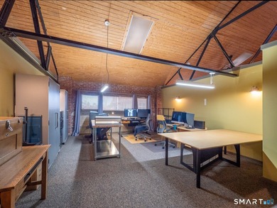 A remarkable opportunity for someone who values dramatic space - photo 21