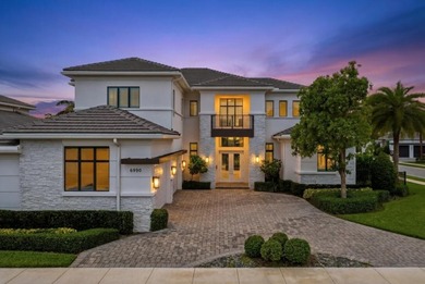 Rare corner estate | 13,130 sq ft LOT | 4-car garage in Royal - photo 1