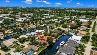 Exceptional waterfront opportunity in the highly desirable Bel - photo 3