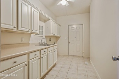 HIGHLY MOTIVATED SELLER! Move-in ready and meticulously - photo 24