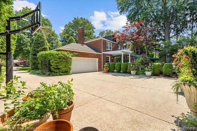 Welcome to 1023 Buckingham, a 1958-built 4-bedroom, 2.1-bath - photo 30