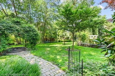 Welcome to 1023 Buckingham, a 1958-built 4-bedroom, 2.1-bath - photo 32