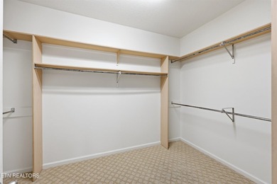 HIGHLY MOTIVATED SELLER! Move-in ready and meticulously - photo 33