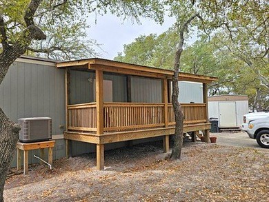 Possibilities ENDLESS!!! This unique property on 4 lots with - photo 3