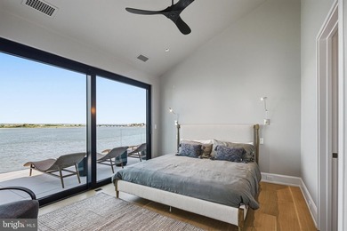 Introducing one of the most significant bayfront residences ever - photo 38
