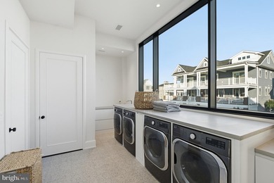 Introducing one of the most significant bayfront residences ever - photo 45