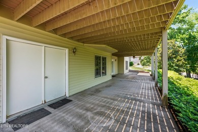 HIGHLY MOTIVATED SELLER! Move-in ready and meticulously - photo 48