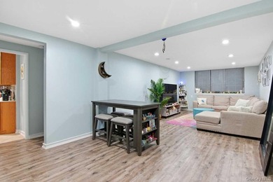 Welcome to this spacious, move-in-ready two-bedroom co-op - photo 3