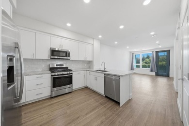 Welcome to 5951 Sunstone Dr #215, a beautifully maintained condo - photo 3