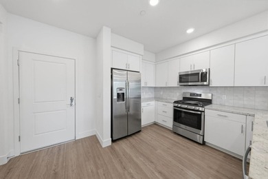 Welcome to 5951 Sunstone Dr #215, a beautifully maintained condo - photo 4