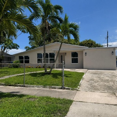 Beautifully Renovated 4-Bedroom, 2-Bath Home, No HOA! Discover - photo 2