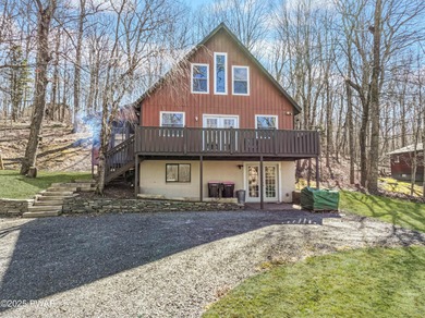 Sunrise Lake Home For Sale in Milford Pennsylvania