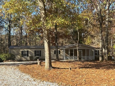 Lake Wedowee / RL Harris Reservoir Home For Sale in Lineville Alabama