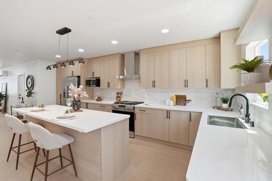 A rare opportunity to own a completely designed single-family - photo 1