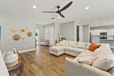 Welcome to this beautifully maintained 3-bedroom, 2-bathroom - photo 4