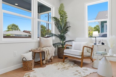 A rare opportunity to own a completely designed single-family - photo 5