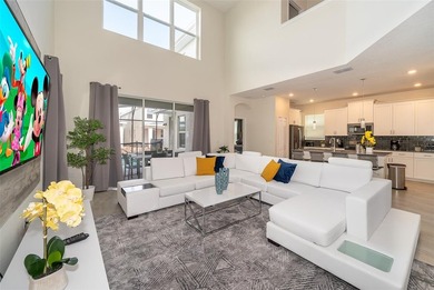 Beautiful 5-bedroom, 5-bathroom vacation home featuring two - photo 13