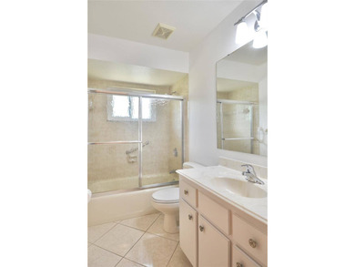 Virtually Staged. Desirable South Venice Home! This thoughtful 3 - photo 25