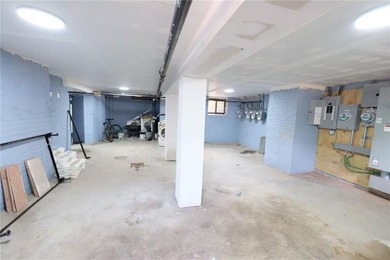 Prime investment opportunity in a highly desirable Brooklyn - photo 29