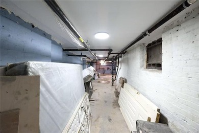 Prime investment opportunity in a highly desirable Brooklyn - photo 30