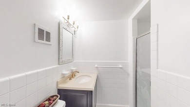 If you are looking for low maintenance, luxury living with an - photo 33