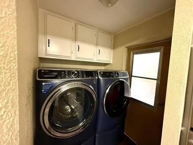 This 2-bedroom, 2-bathroom home features an additional pop-out - photo 7