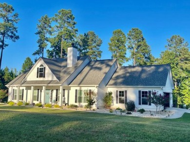 Lake Home For Sale in Eatonton, Georgia