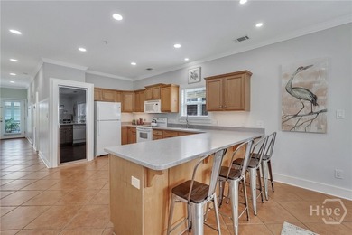 ACTIVE AND DESIRED Short term vacation rental!! Stunning Ocean