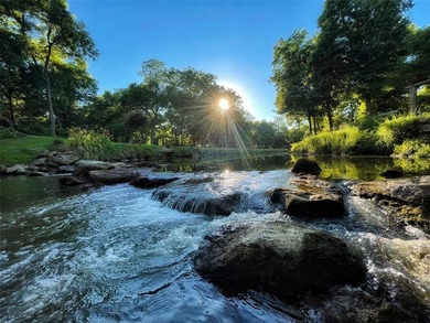 Rare opportunity to own over 31 breathtaking acres of pristine - photo 14