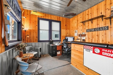 Rare opportunity to own a commercial property with great - photo 5