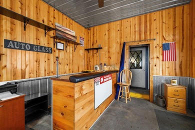 Rare opportunity to own a commercial property with great - photo 6