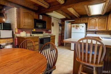 Lake properties like this are hard to find This sturdy log home - photo 17