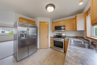Looking for a move-in-ready end-unit townhome! Look no - photo 20
