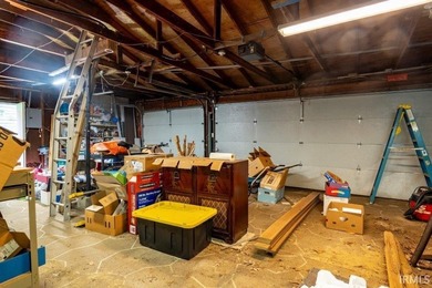 Lake properties like this are hard to find This sturdy log home - photo 29