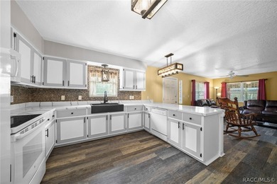 BOAT DOCK & DIRECT GULF ACCESS! You've found it-an exceptional - photo 10