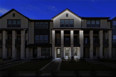 Lake Townhome/Townhouse Off Market in Arlington, Texas