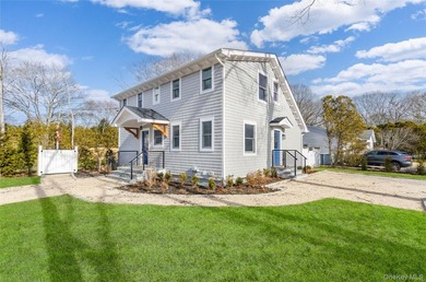 Stunning Newly Renovated Home in Hampton Bays! Welcome to this - photo 2