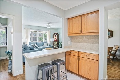 This beautifully furnished 2/2 condo is turnkey ready for - photo 11