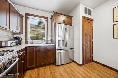 Incredible opportunity to own a ski in/ski out townhome on - photo 14