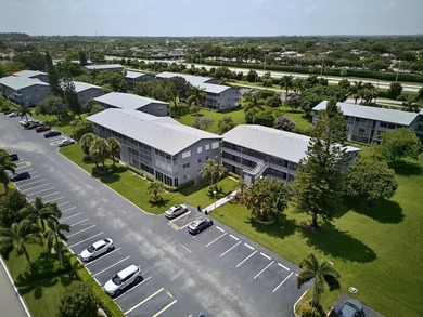 The Best Value inBoca Raton! Low-priced condo in the community! - photo 8