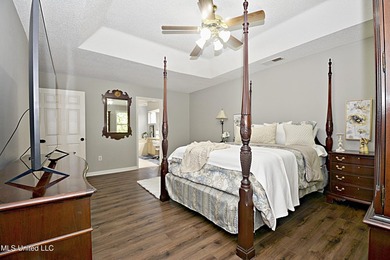 Beautiful and Open in an established Olive Branch Subdivision is - photo 22