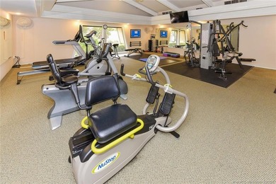 This beautifully furnished 2/2 condo is turnkey ready for - photo 26