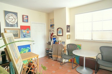 Luxury, light & bright fully updated 2-bedroom, 2-bathrooms - photo 5
